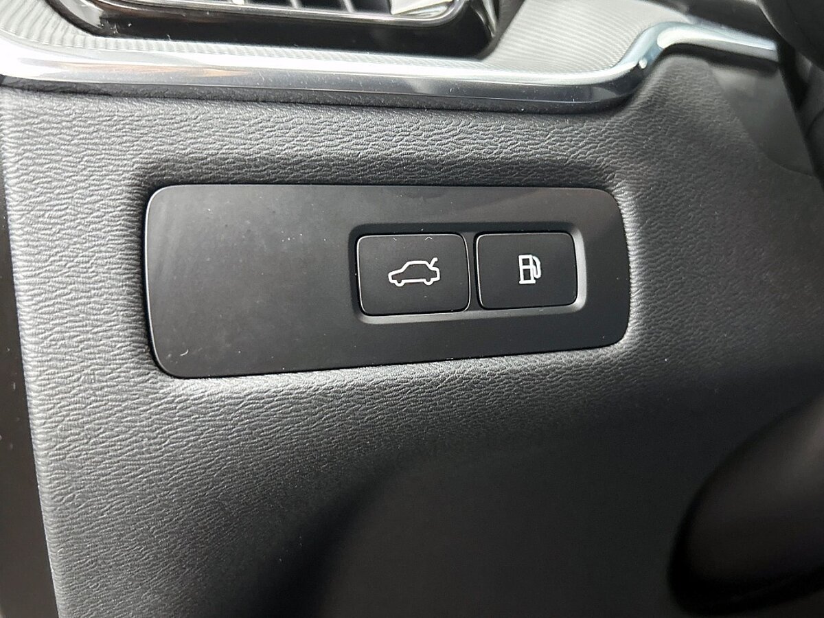 48515871 volvo xc60 2 0 t6 awd plus dark trekhaak leder panoramadak 86