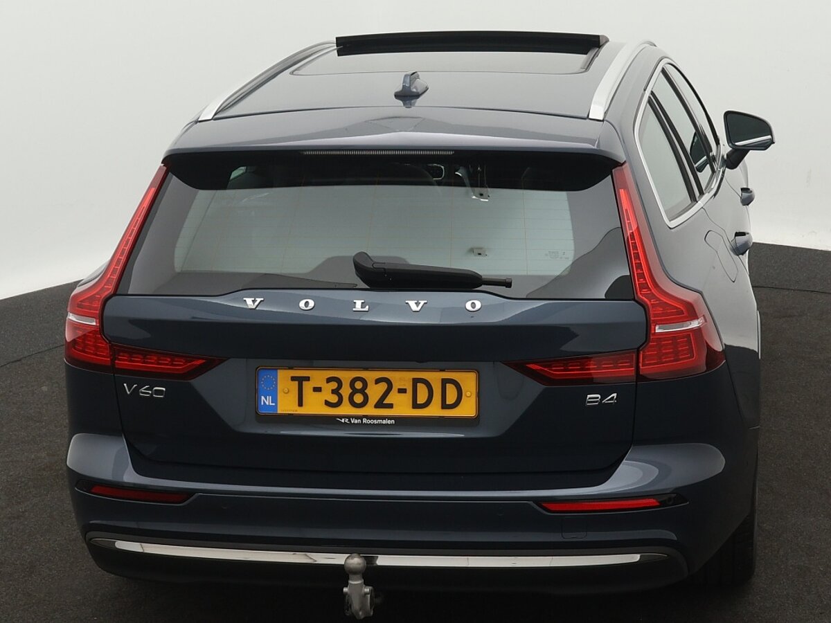 43882075 volvo v60 2 0 b4 plus bright panorama dak leder 360ao camera h k 01