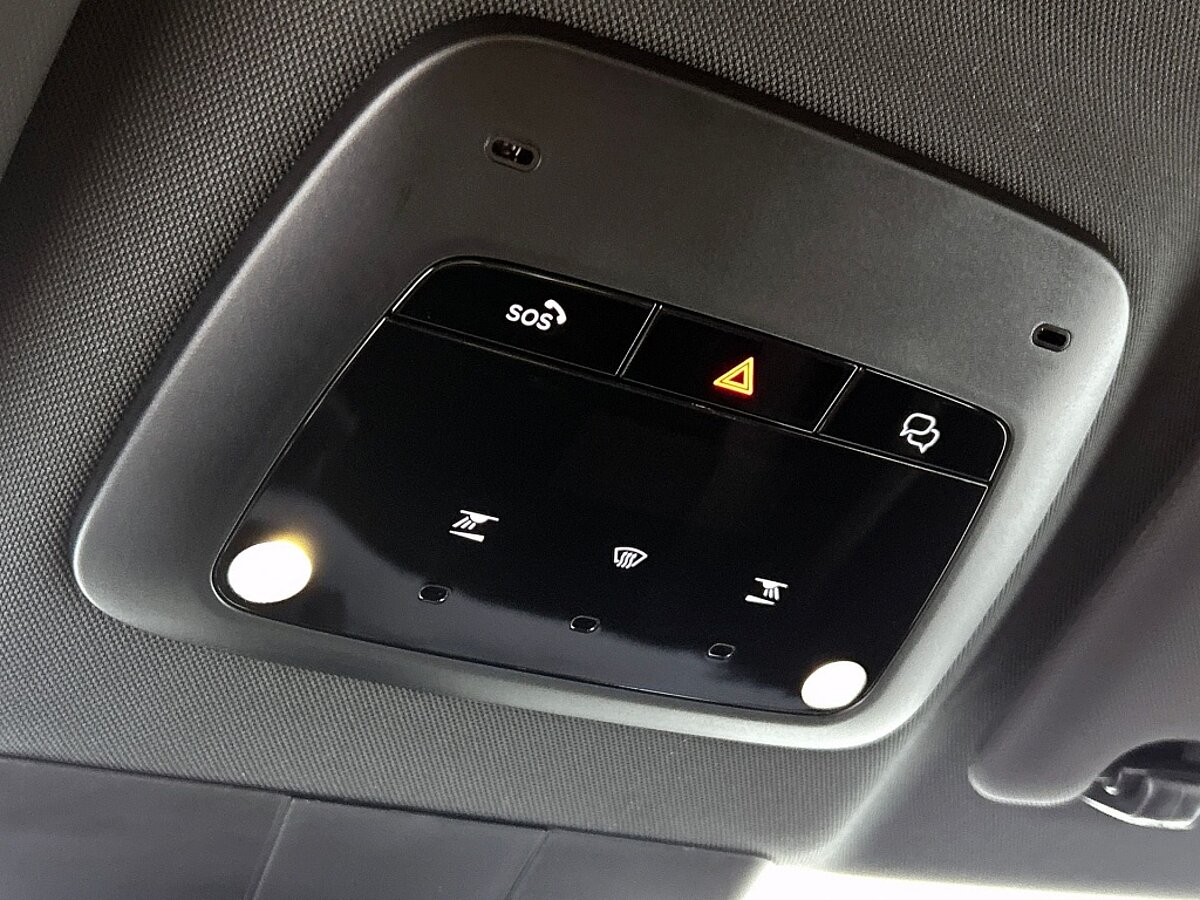 47444901 volvo ex30 extended range plus trekhaak all season banden climate pac 02