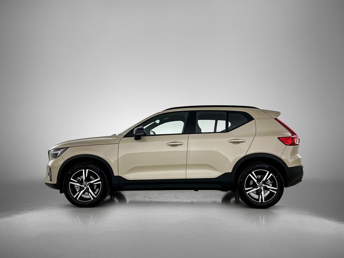 47569062 volvo xc40 2 0 b4 plus dark trekhaak harman kardon 2 01