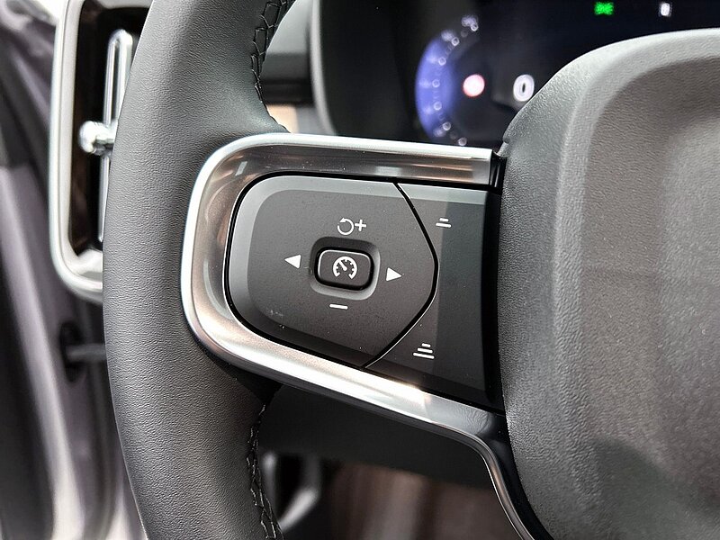 48324128 volvo xc40 2 0 b3 core business edition climate pack 6 05