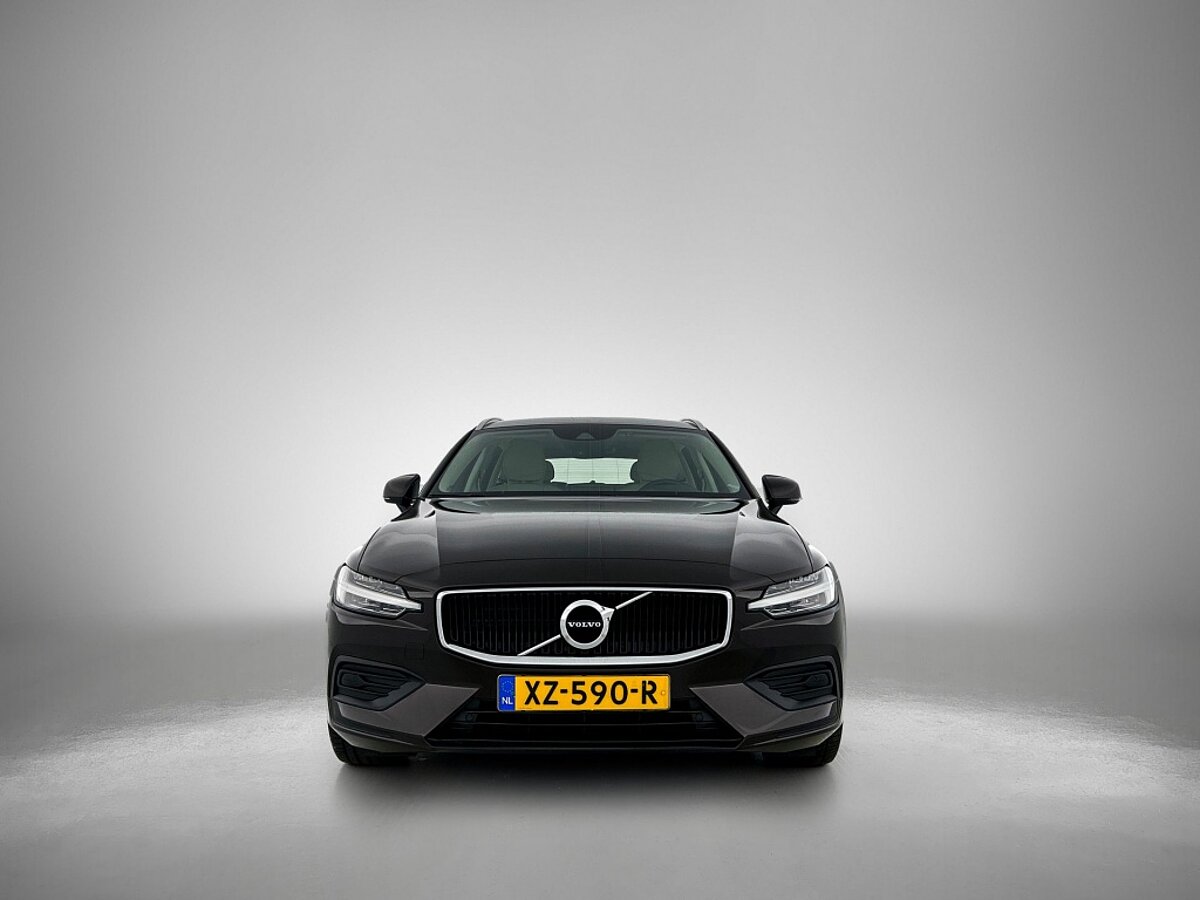 46446123 volvo v60 2 0 t5 momentum 5 01