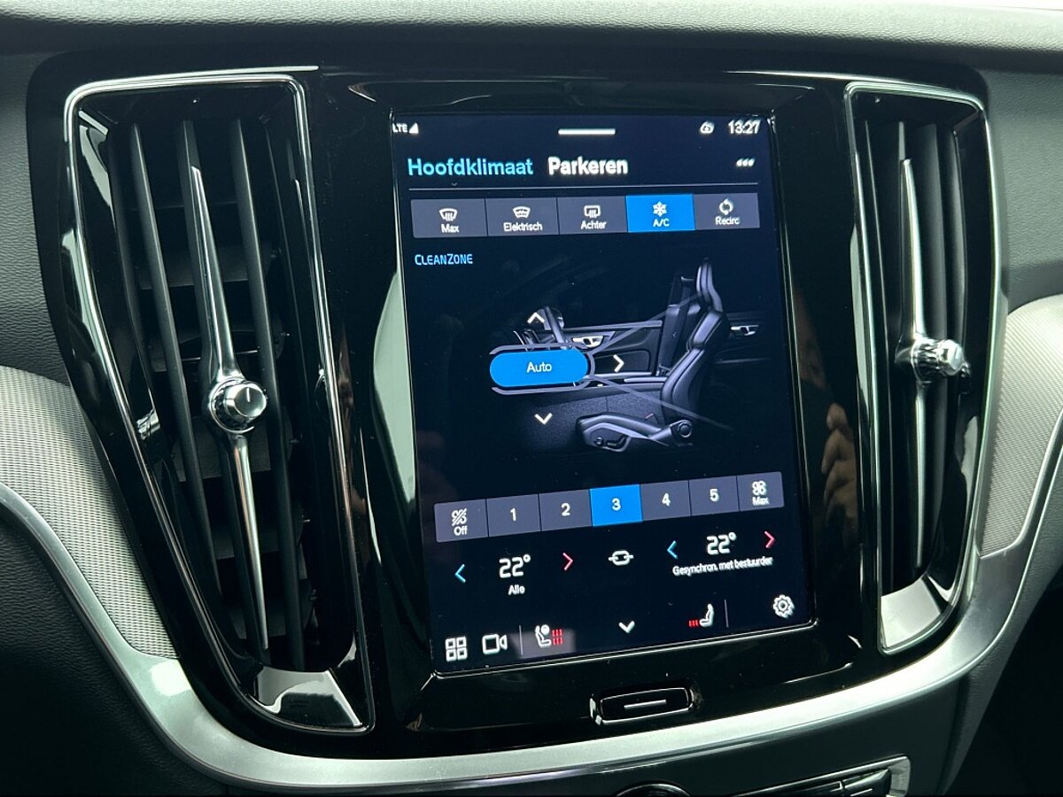 47797613 volvo v60 2 0 t6 awd plus dark trekhaak leder harman kardon audio 72