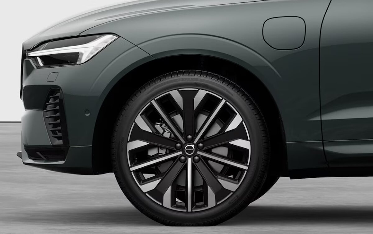 48676961 volvo xc60 ultra dark recharge plug in hybrid awd 5