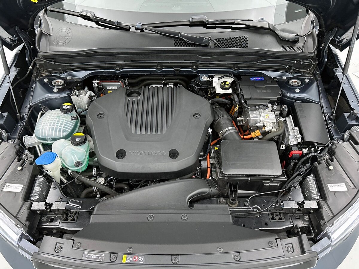 46877628 volvo xc40 1 5 t5 rech r design panorama dak harman kardon 15