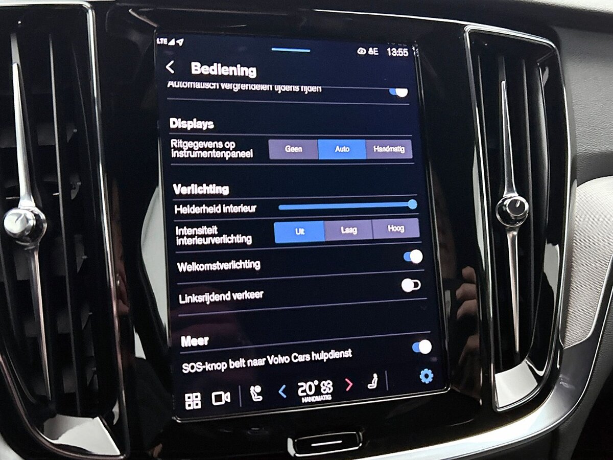 47464303 volvo v60 t6 awd recharge plus dark trekhaak 477bfc