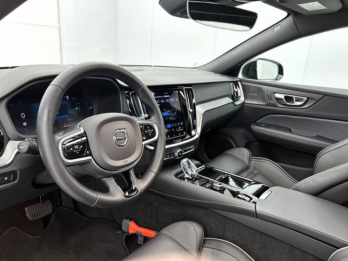 48706009 volvo v60 2 0 t6 awd plus dark panorama dak trekhaak leder blis 52