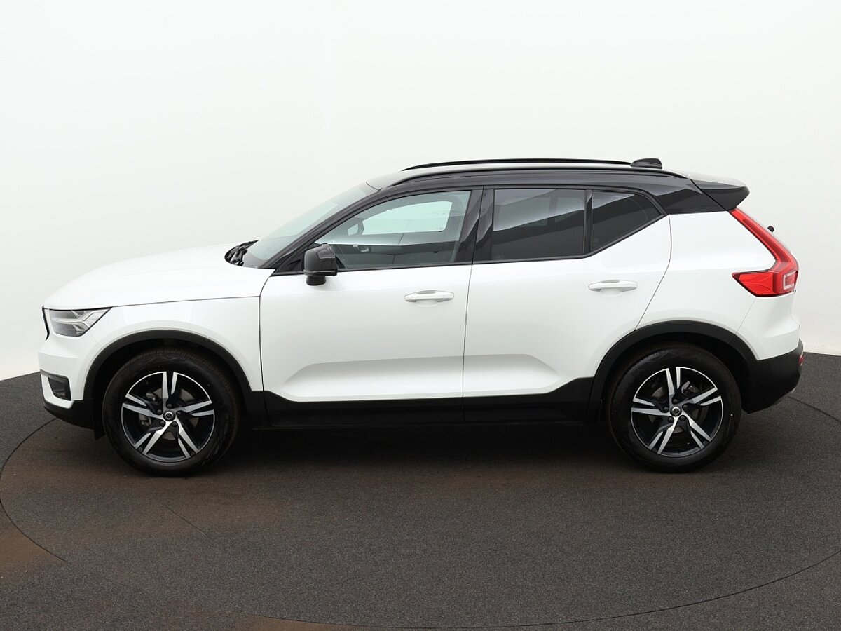 34451055 volvo xc40 1 5 t3 automaat r design leder navigatie bluetooth park 2 04