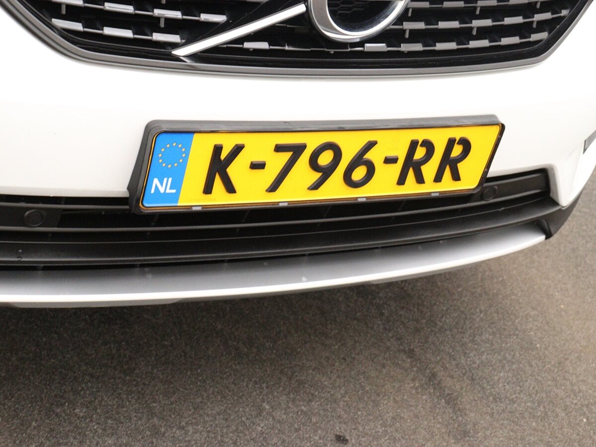 34451055 volvo xc40 1 5 t3 automaat r design leder navigatie bluetooth park a791be