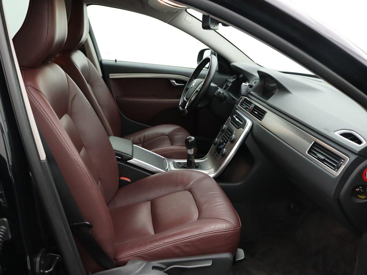 35637341 volvo v70 1 6 t4 limited edition 45