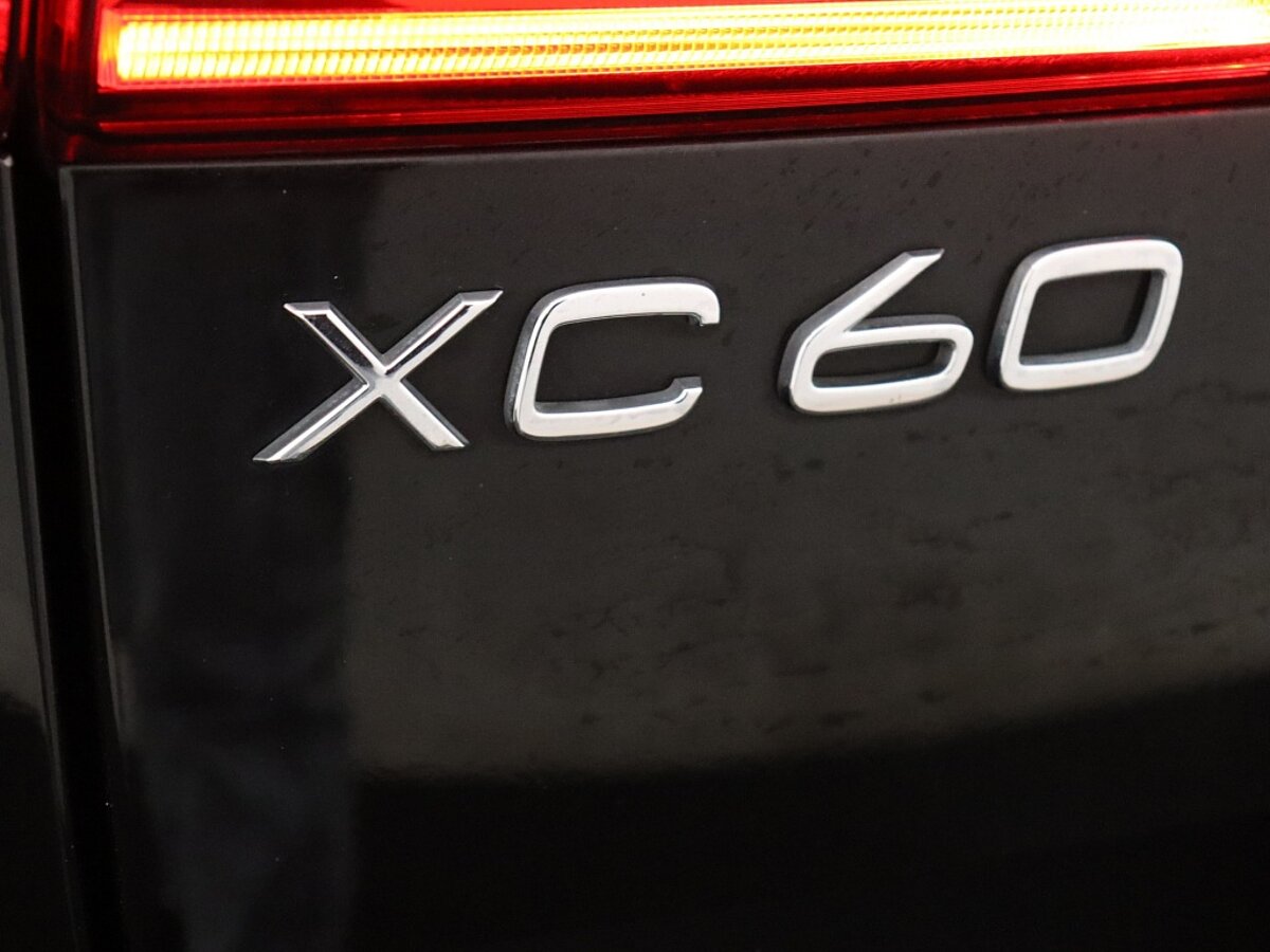 36165536 volvo xc60 2 0 t5 momentum pro 49