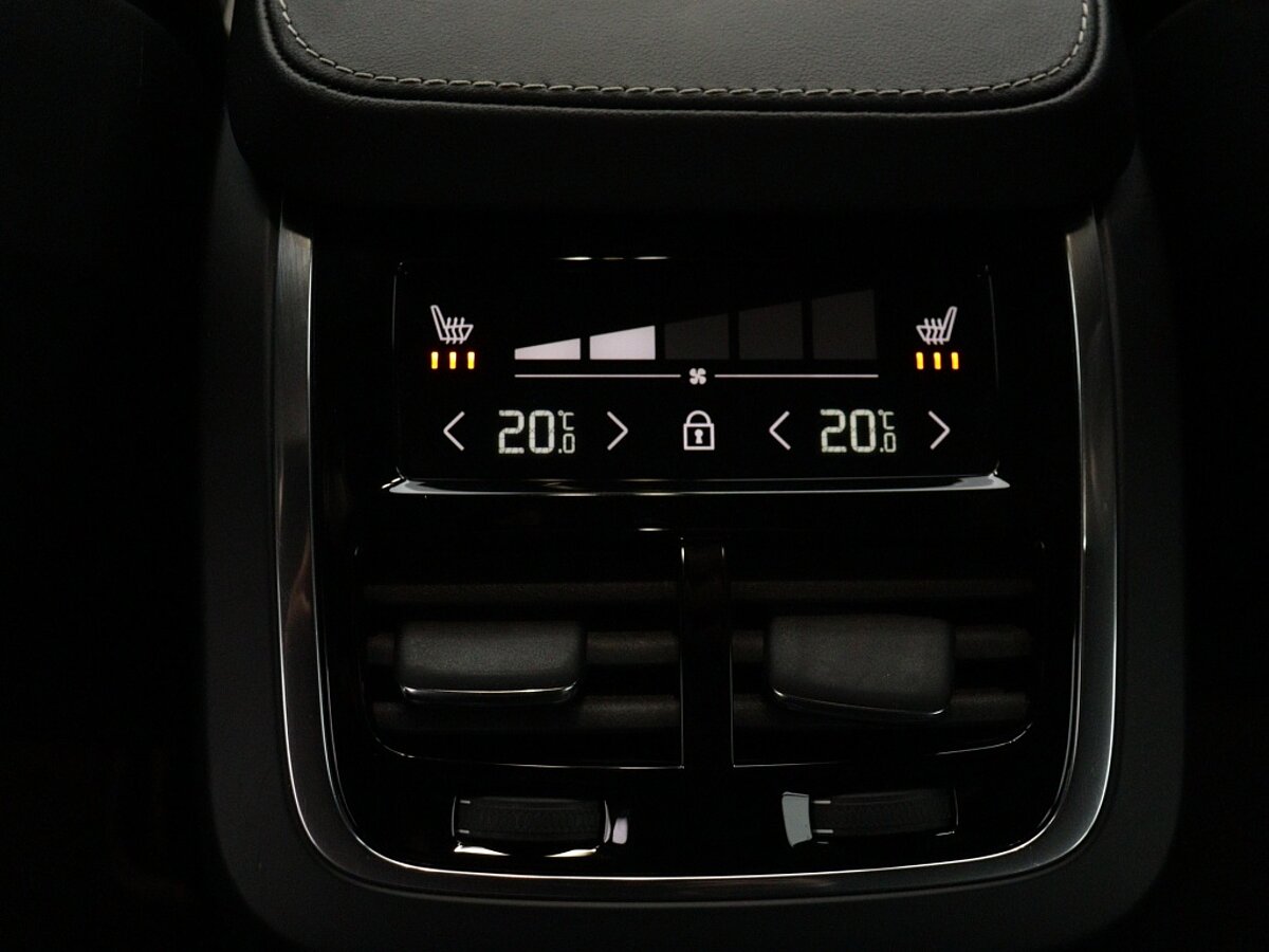 44243030 volvo xc90 2 0 t8 awd plus dark trekhaak luchtvering ebb44b
