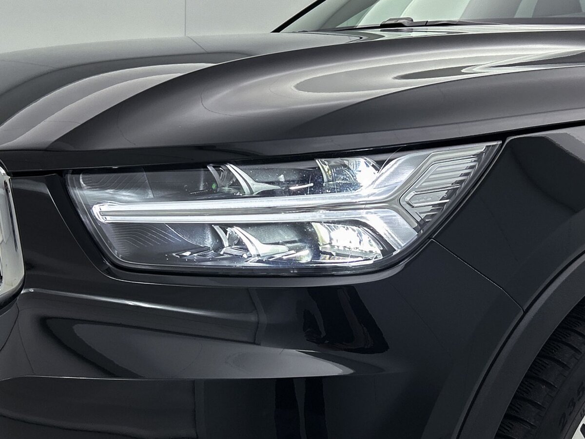 45634460 volvo xc40 1 5 t4 recharge inscription 04
