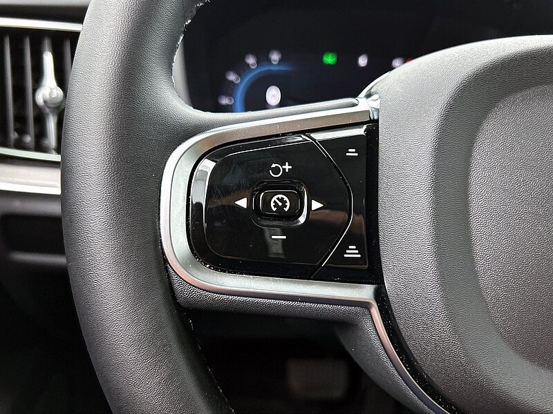45734638 volvo v60 b4 plus dark 19 lm panoramadak 6 07
