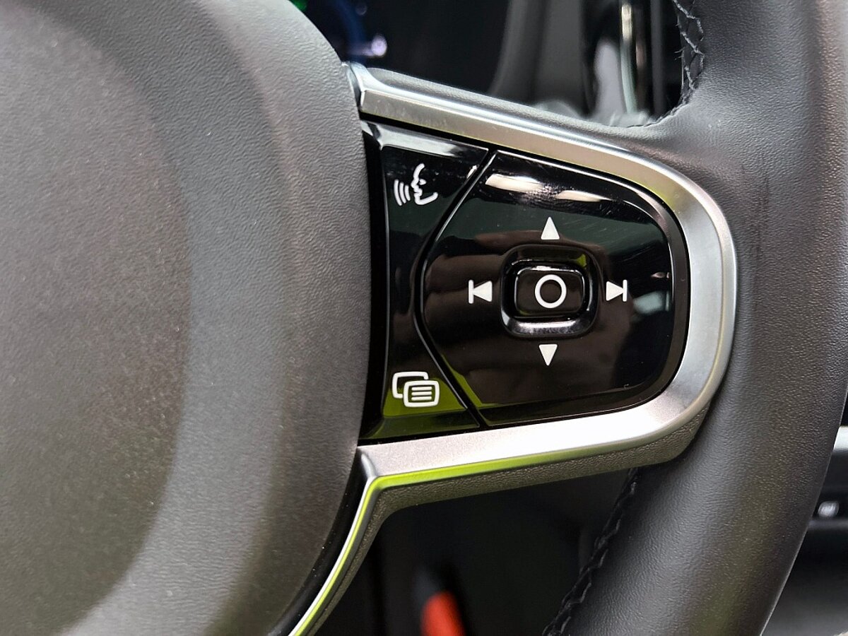 45956154 volvo v60 2 0 t6 awd plus dark 360a camera trekhaak panoramadak 17