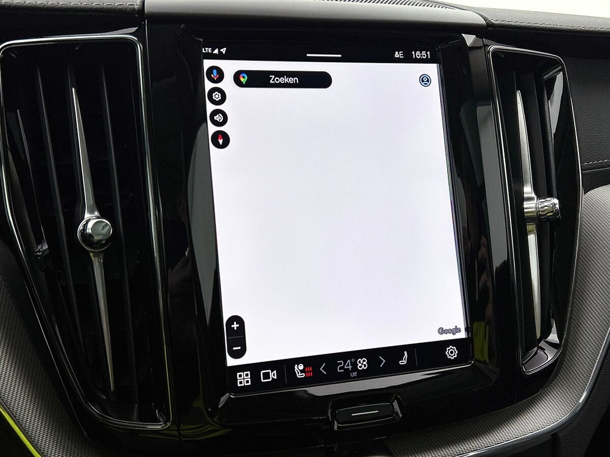 47588242 volvo xc60 2 0 t6 plug in hybrid awd ultimate dark 360 camera adative cc1dc9