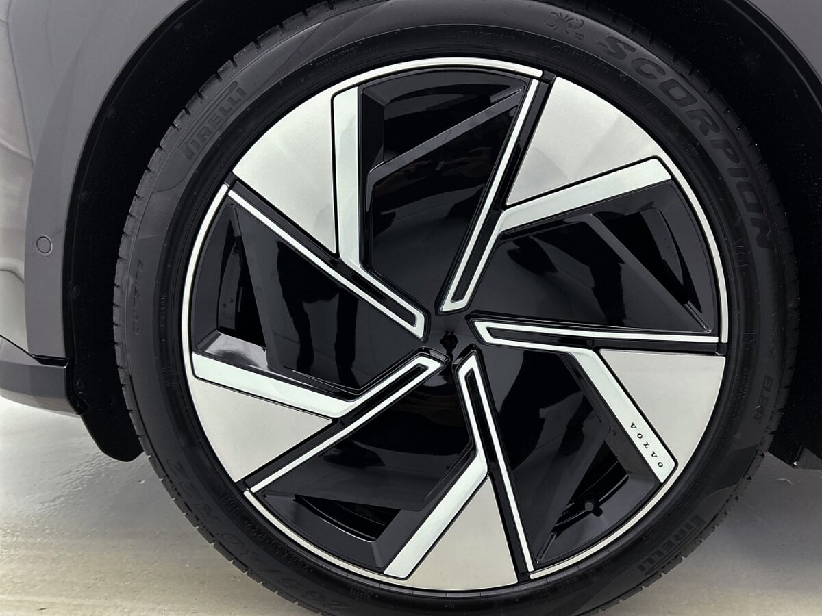 45753127 volvo ex90 twin performance ultra 7p 111 kwh luchtvering pilot assist pac 14