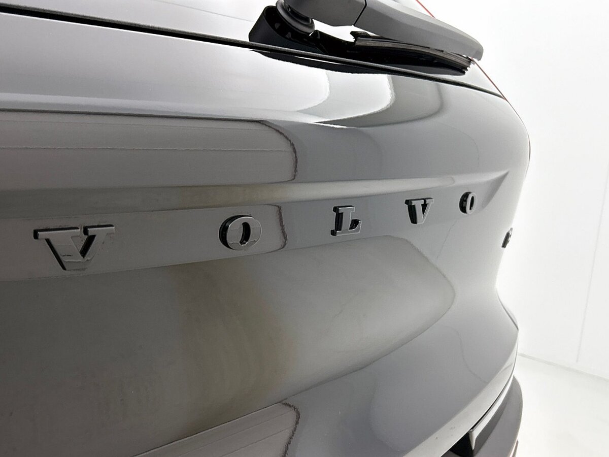 46591412 volvo xc40 xc40 b4 plus black edition lounge pack voorraad 17