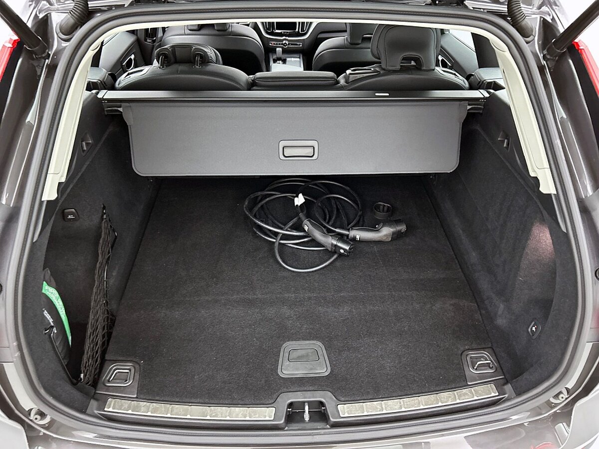 46738002 volvo xc60 2 0 t6 awd plus dark trekhaak 360a camera 62