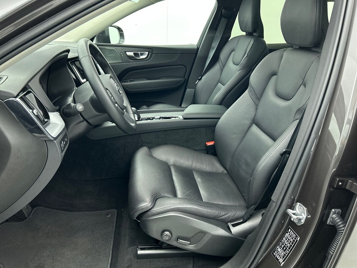 48575818 volvo xc60 2 0 t6 plug in hybrid awd inscription expression e6e0ac