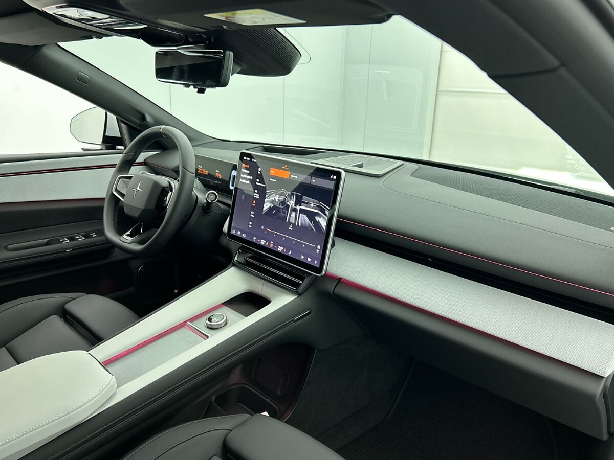 49265007 polestar 4 lrdm 100 kwh pilot plus 61