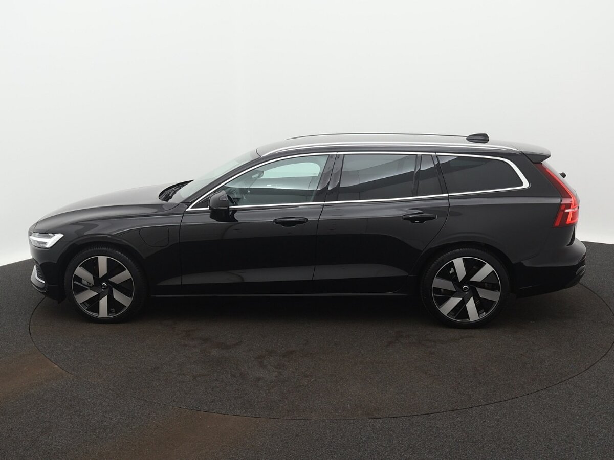 42166349 volvo v60 2 0 t6 essential edition driver assist leder climate 19 2 10