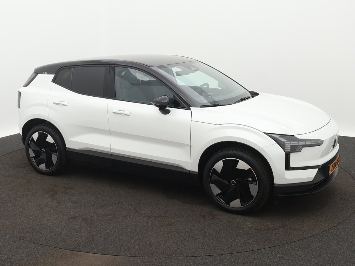43730402 volvo ex30 extended plus 69 kwh climate pack 87