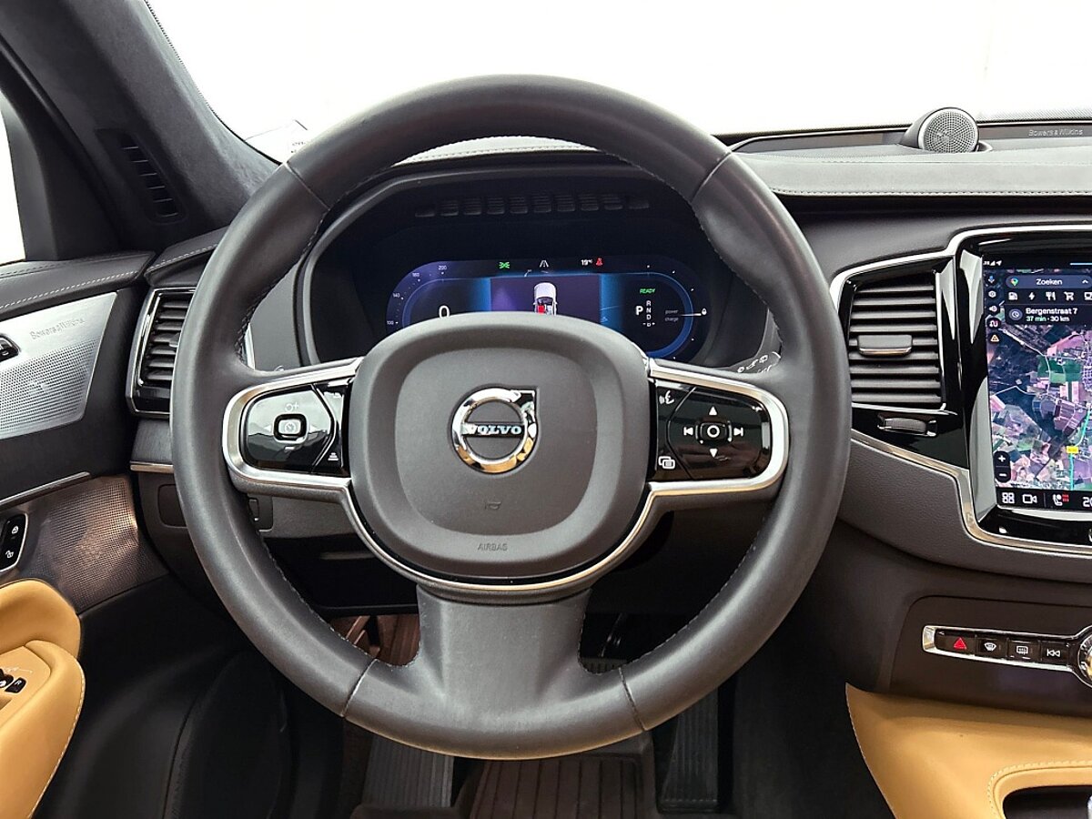 47908535 volvo xc90 2 0 t8 awd ultimate bright 44