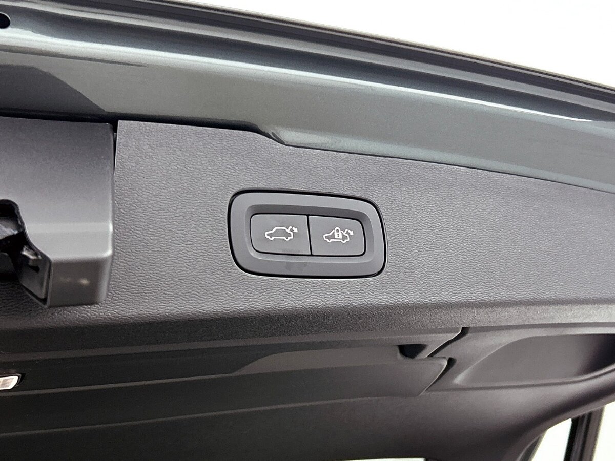 49671201 volvo v60 t6 twin plus dark nieuw actie van 64 480 voor 59985 19