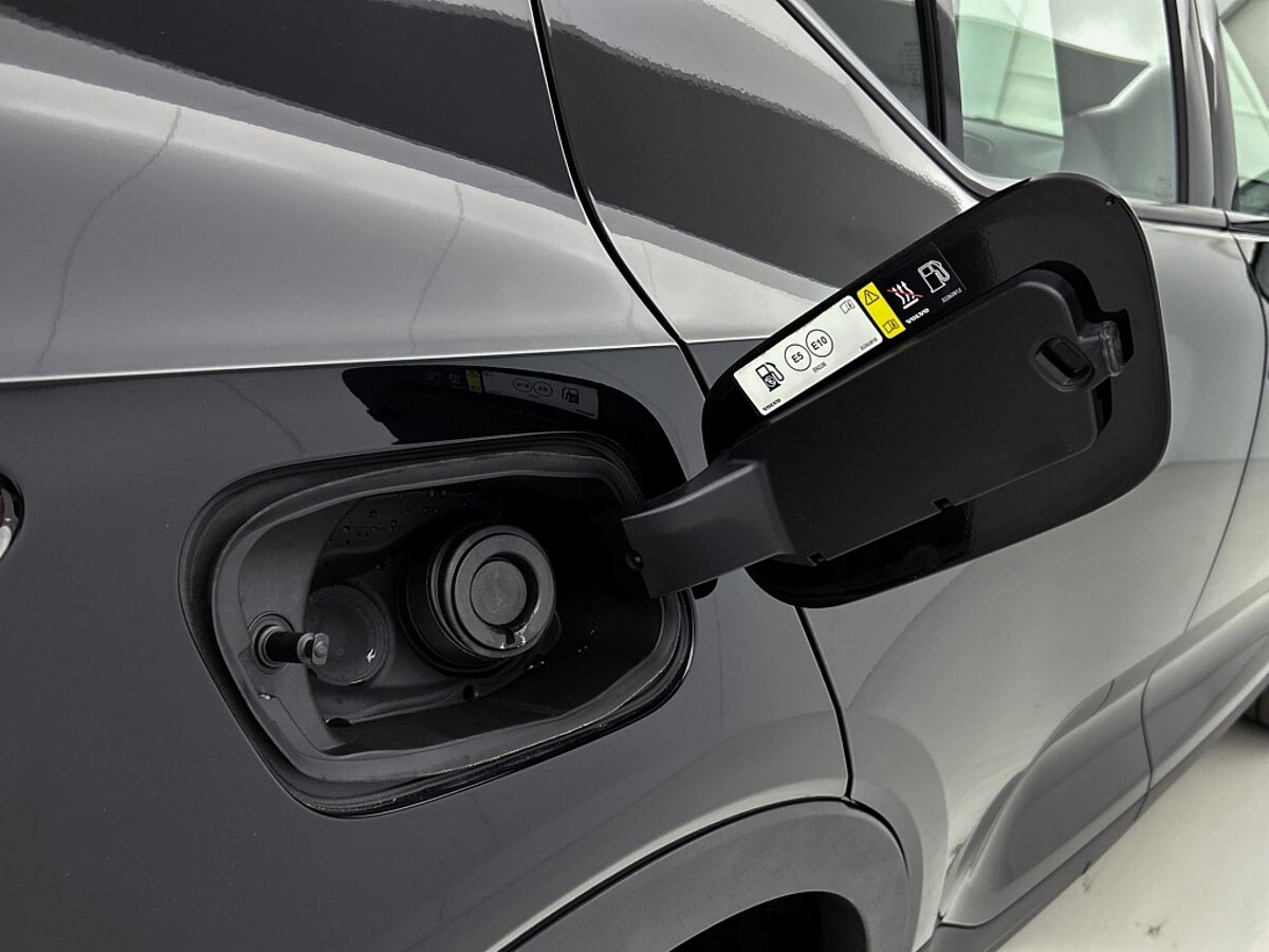 44713431 volvo xc40 1 5 t5 recharge r design origineel nl 39