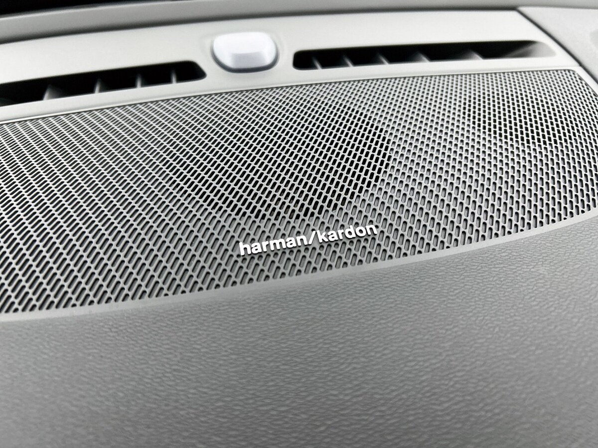 48723966 volvo xc40 2 0 b4 plus dark trekhaak blis harman kardon audio 52