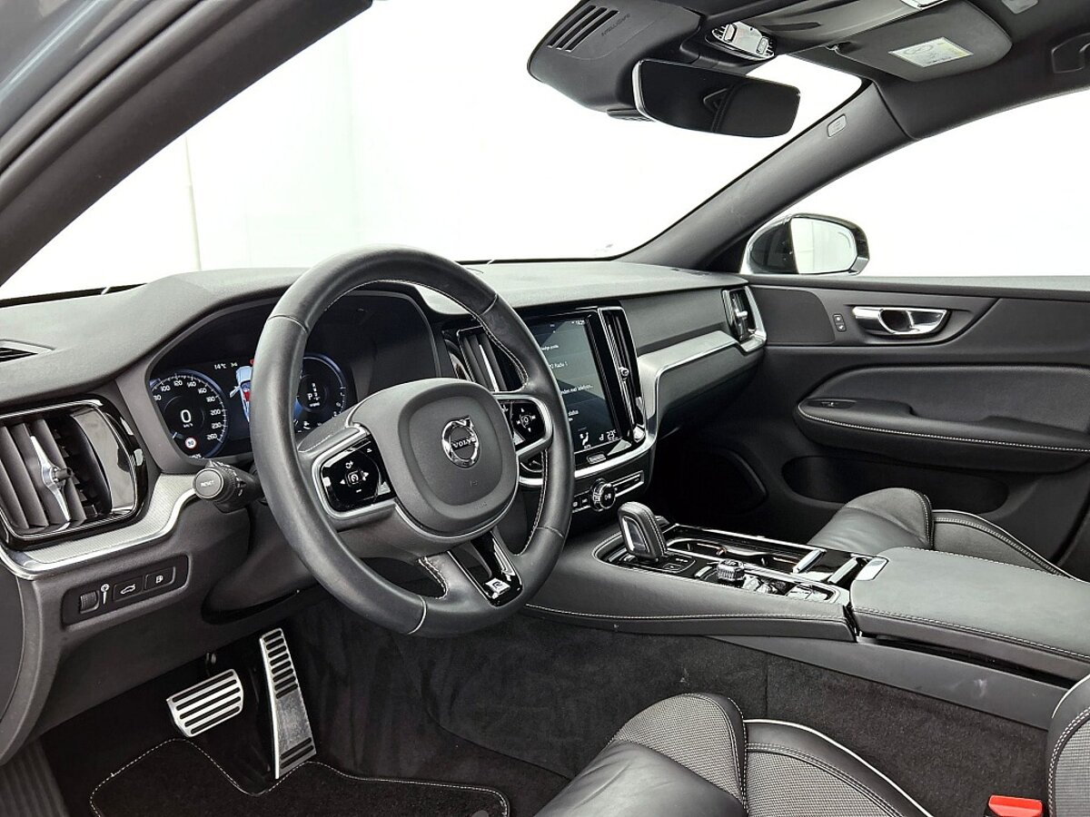 48797576 volvo s60 t6 r design pilot assist memory blis camera dab 10