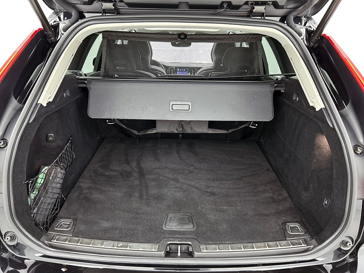 49049459 volvo xc60 t6 inscription pano longe range trekhaak 360 20 inch 40