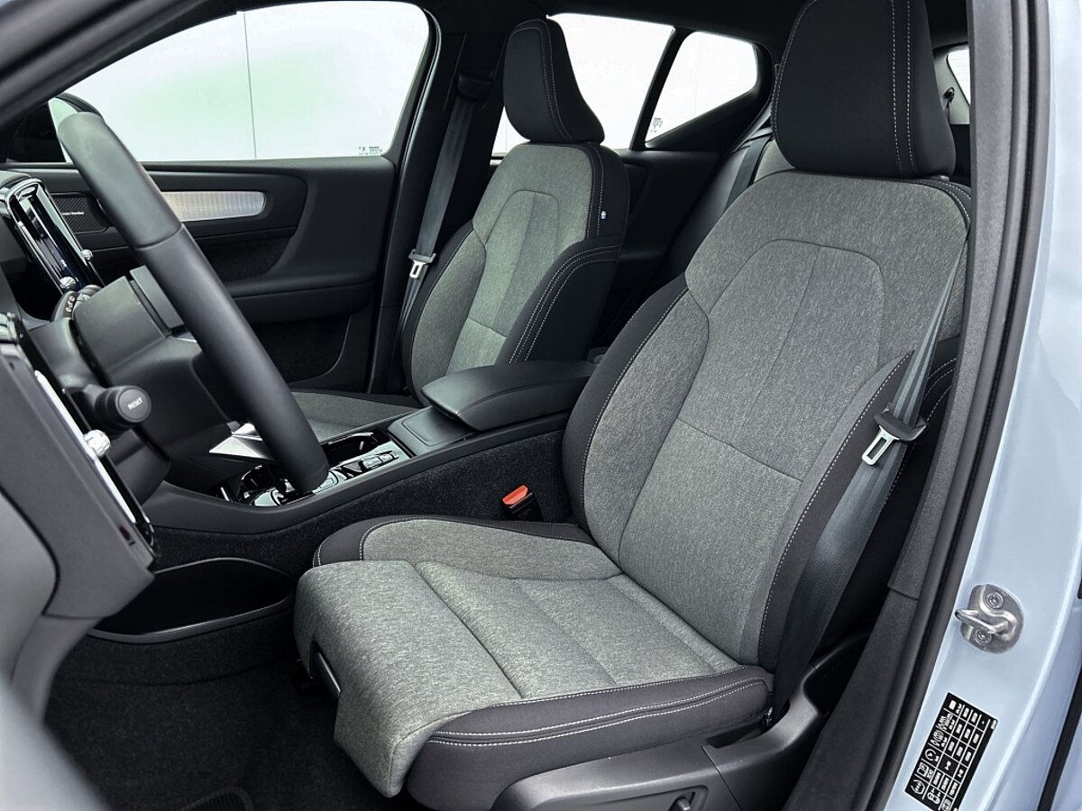 44775017 volvo xc40 2 0 b4 plus dark trekhaak 57