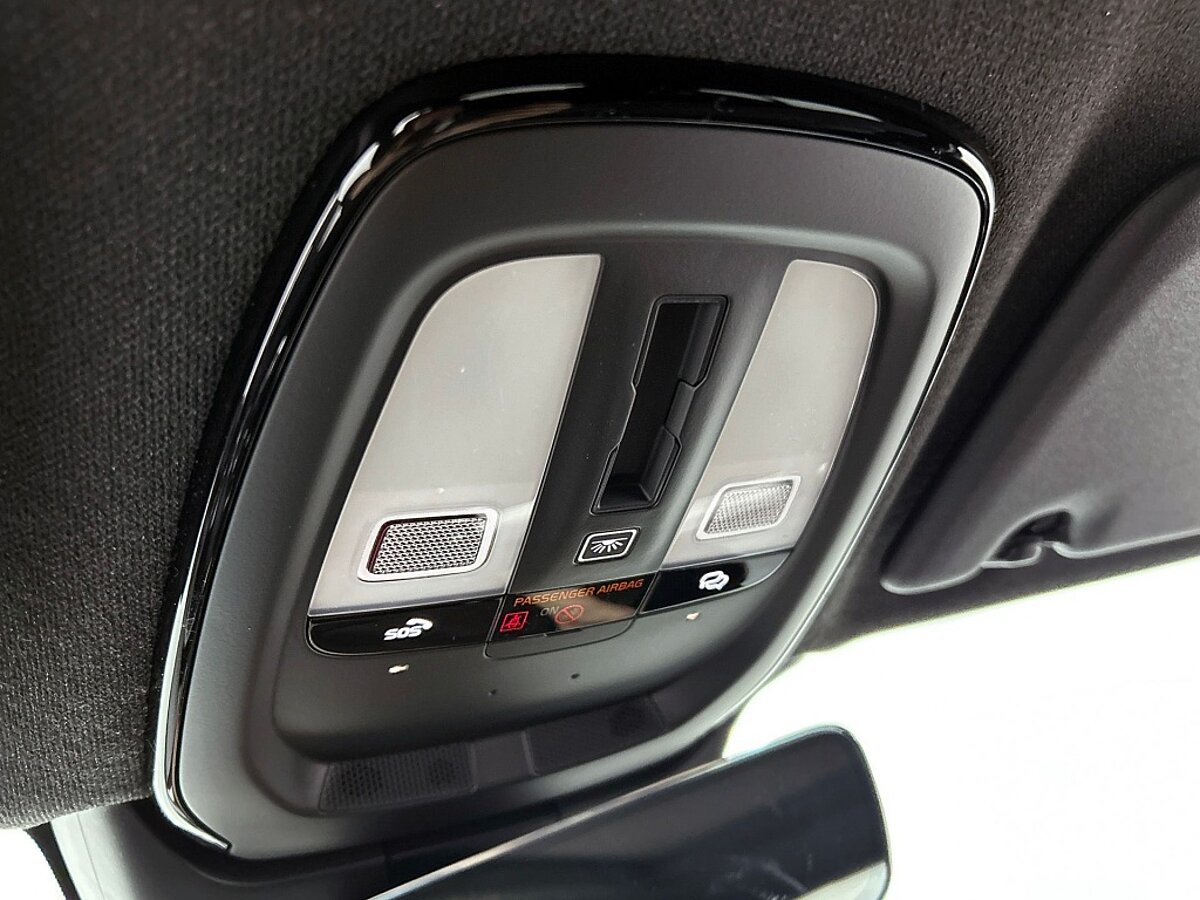 46502610 volvo xc40 xc40 b4 plus black edition panoramadak nubuck bekleding 02