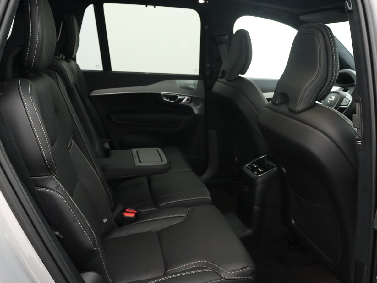 34772540 volvo xc90 2 0 t8 recharge awd ultimate dark 5b9ab7