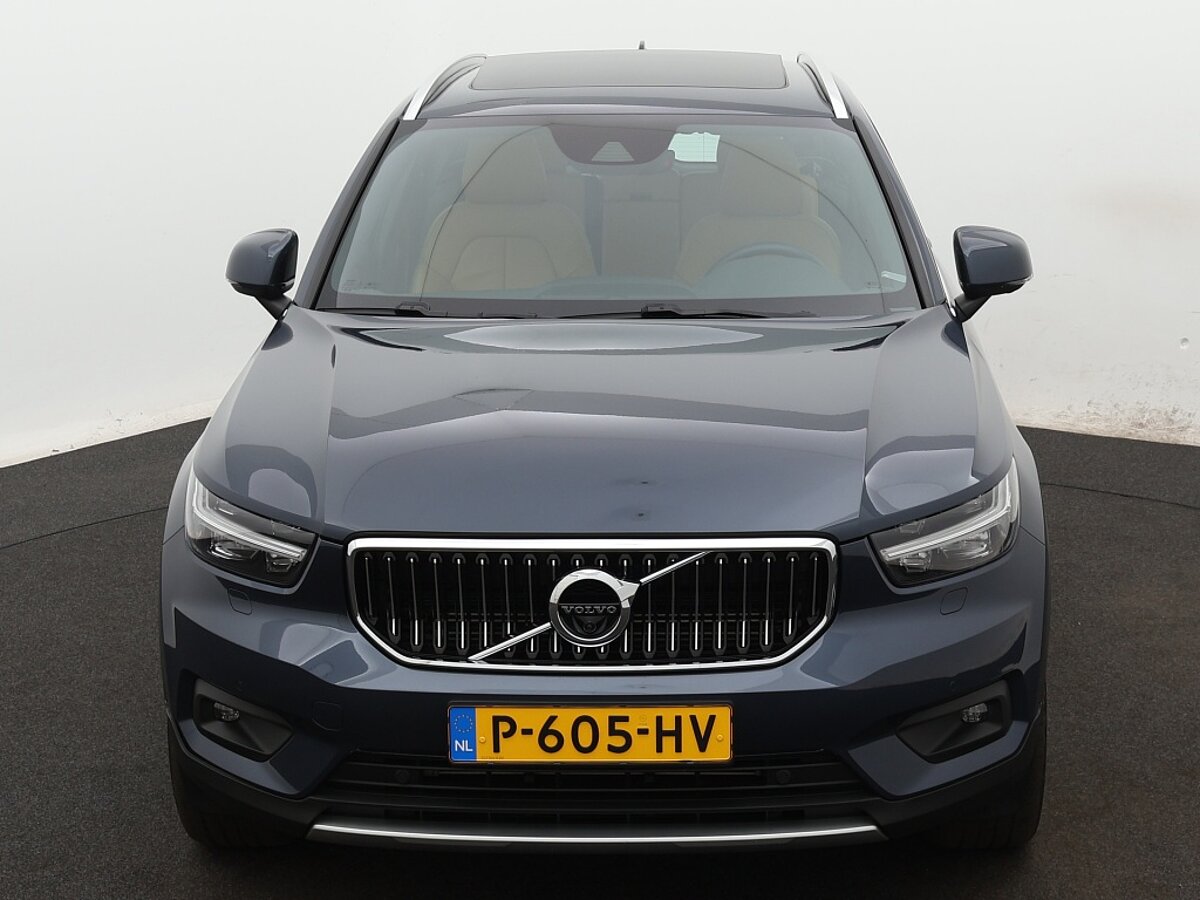 35487775 volvo xc40 1 5 t5 phev inscription panomama dak harman kardon leder 9 06