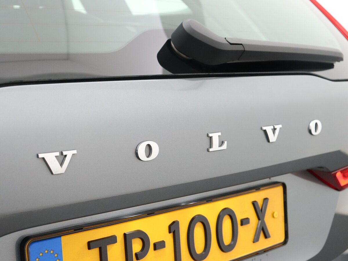35868279 volvo xc60 2 0 t5 awd momentum fa02d9