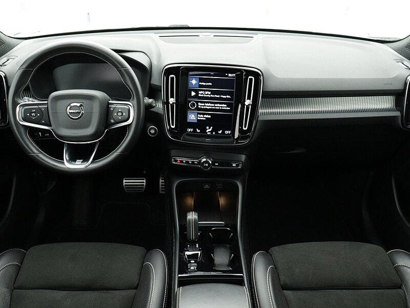 43351572 volvo xc40 1 5 t5 te r design panoramadak getinte ramen elektrische v 6 09