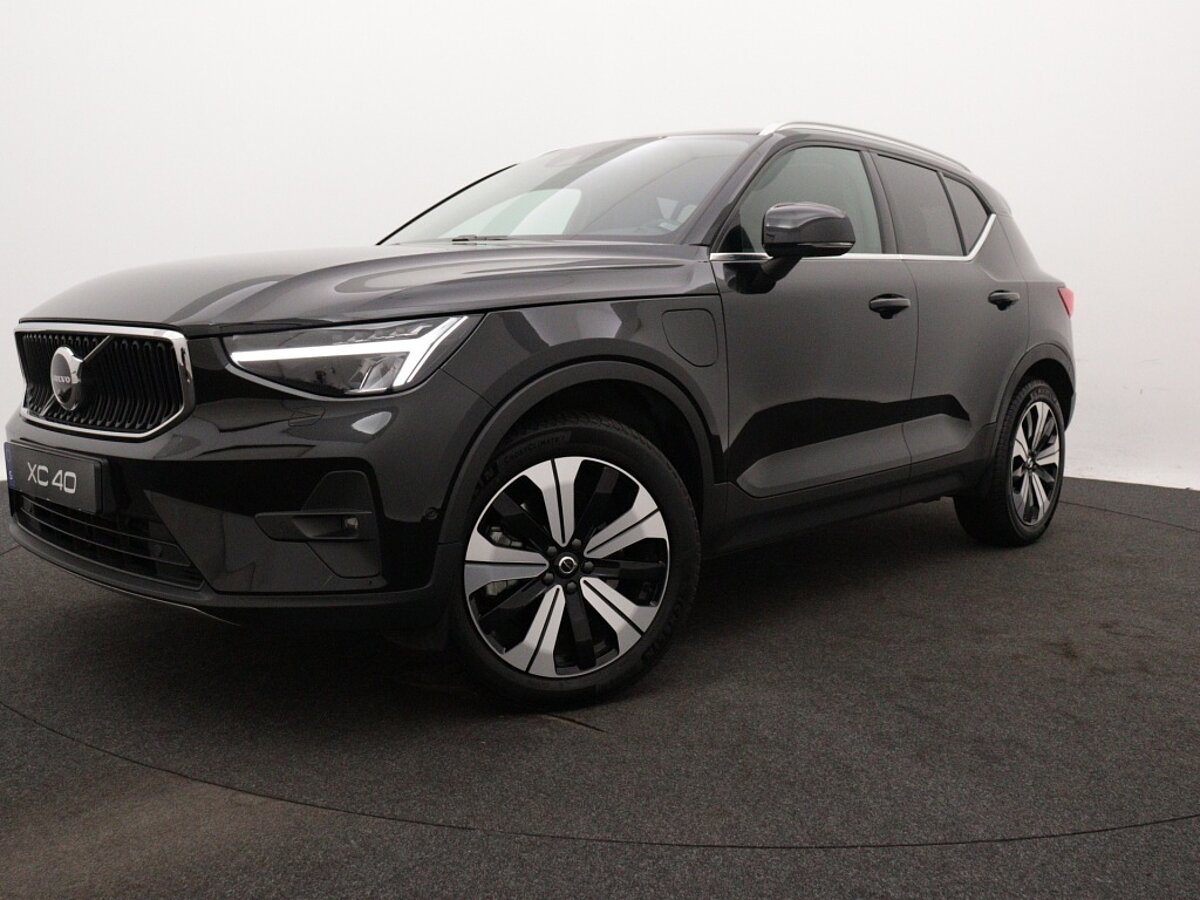 44288600 volvo xc40 1 5 t4 recharge plus bright 52