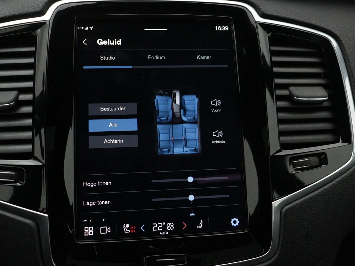 49105657 volvo xc90 2 0 t8 awd ultra dark luchtvering 22 inch lm velgen trekha 01c92e