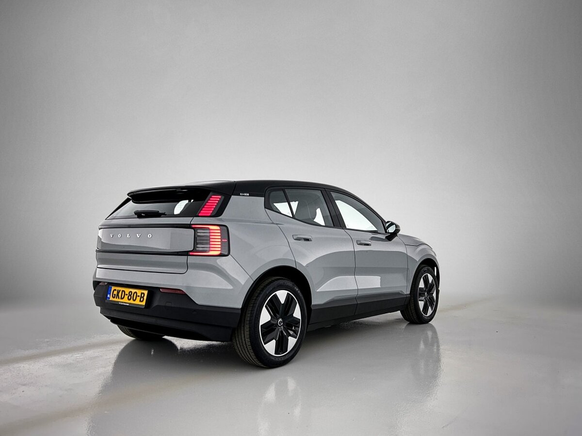 46939829 volvo ex30 single plus 51 kwh 4 01