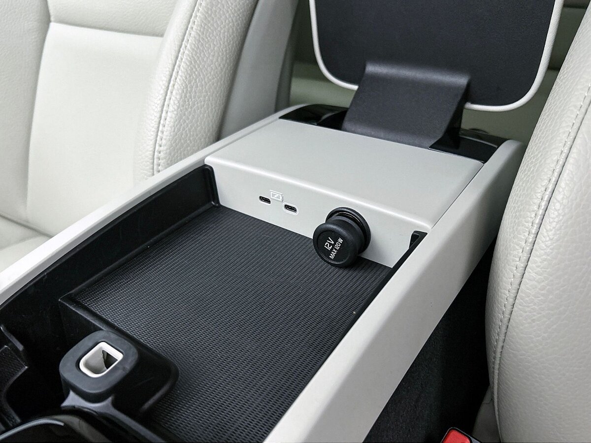 47390118 volvo v60 2 0 t6 awd plus dark trekhaak harman kardon 360 graden cam 43