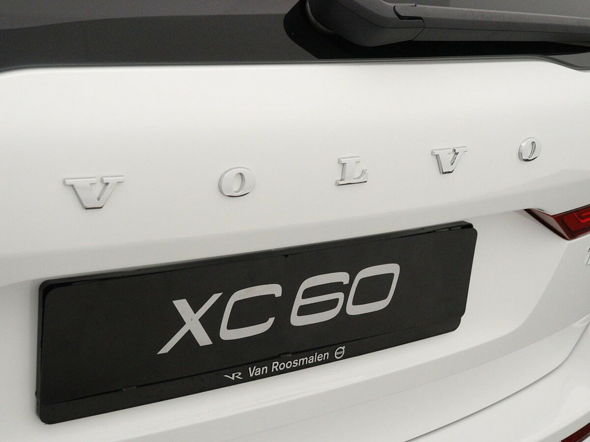 34254977 volvo xc60 2 0 t5 awd inscription panorama dak harman kardon memory s 259e79