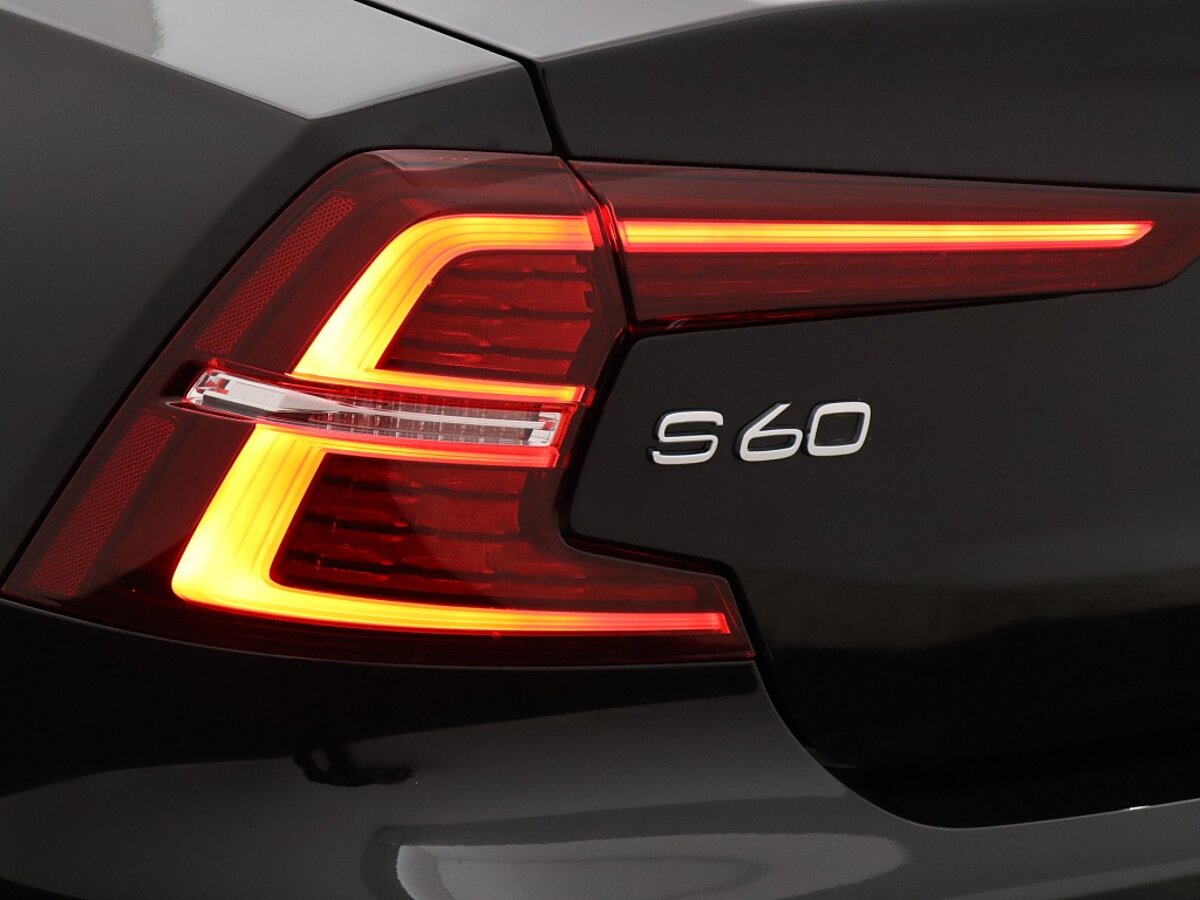 34313581 volvo s60 2 0 b4 ultimate bright 82