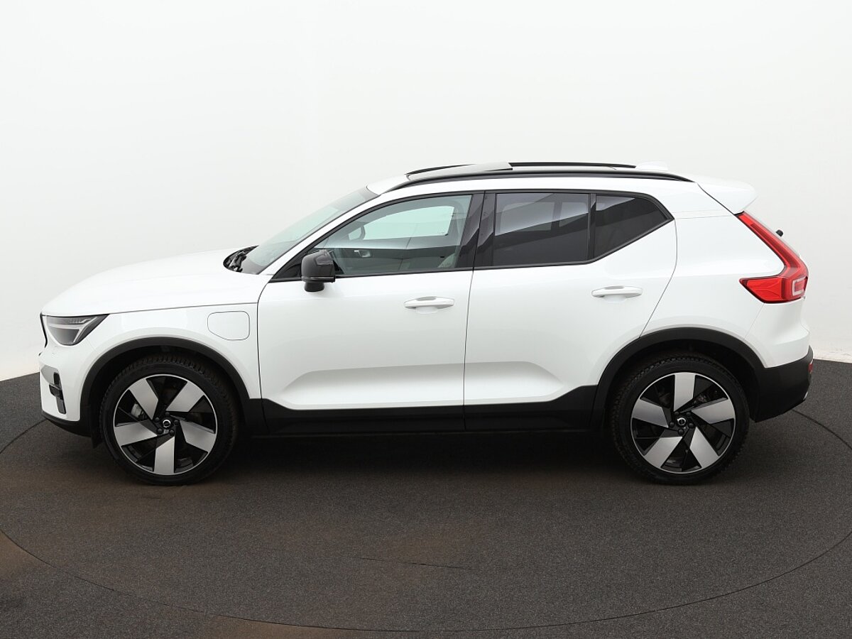 35142443 volvo xc40 1 5 t4 ultimate dark 2 03