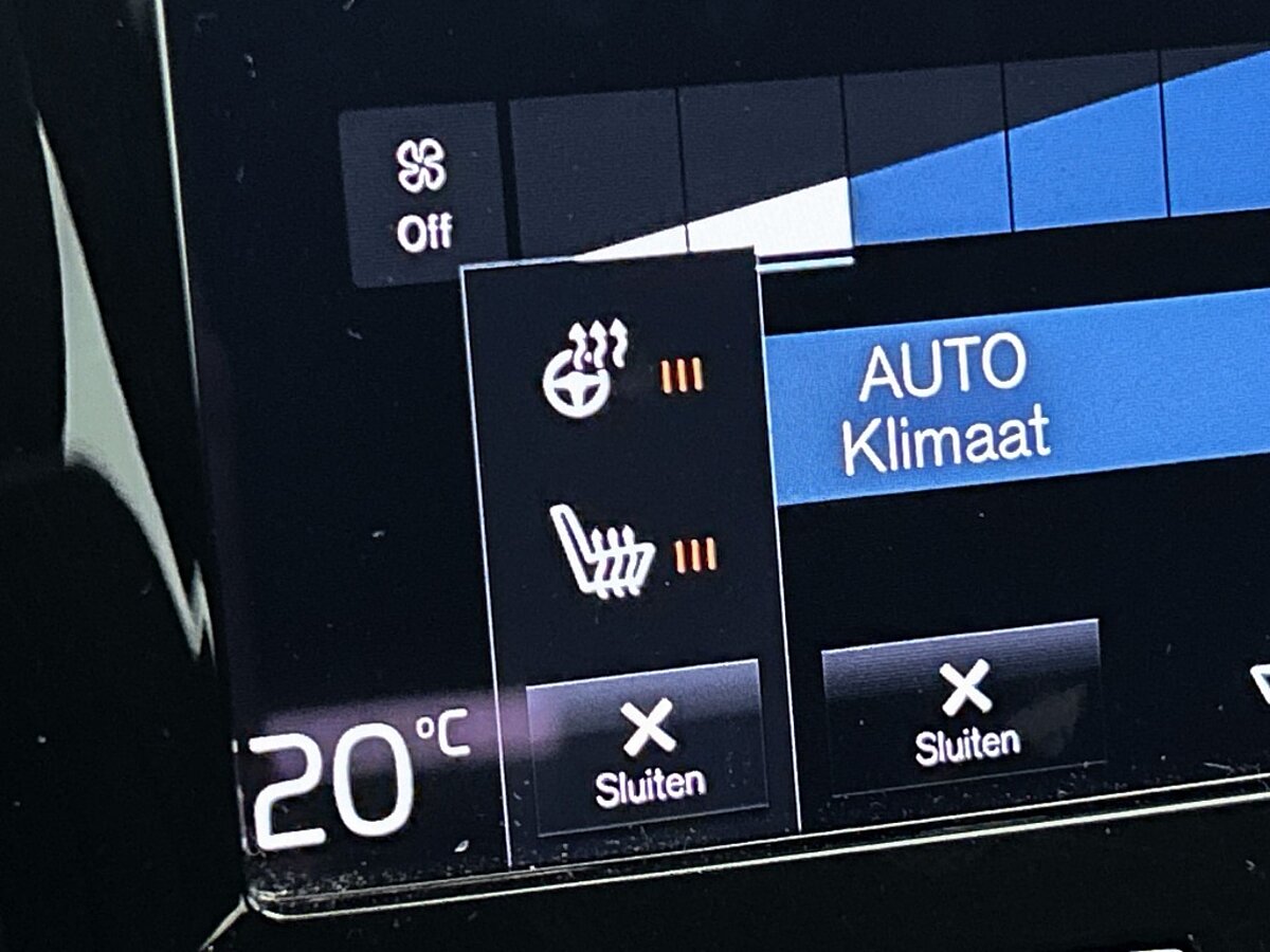 44515469 volvo xc40 t4 recharge r design adaptive cruise stoelverwarming 36