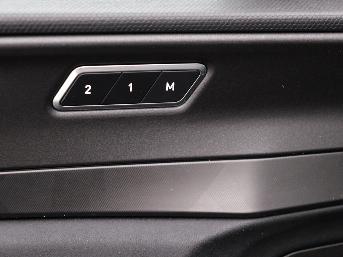 44963555 lynk co 01 1 5 phev business edition rondomzicht camera s elektrische s 92