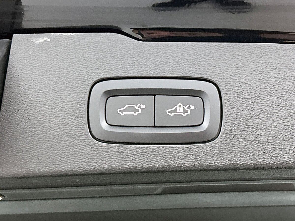 46060619 volvo v60 2 0 t6 awd plus dark 360a camera trekhaak panoramadak dd638a