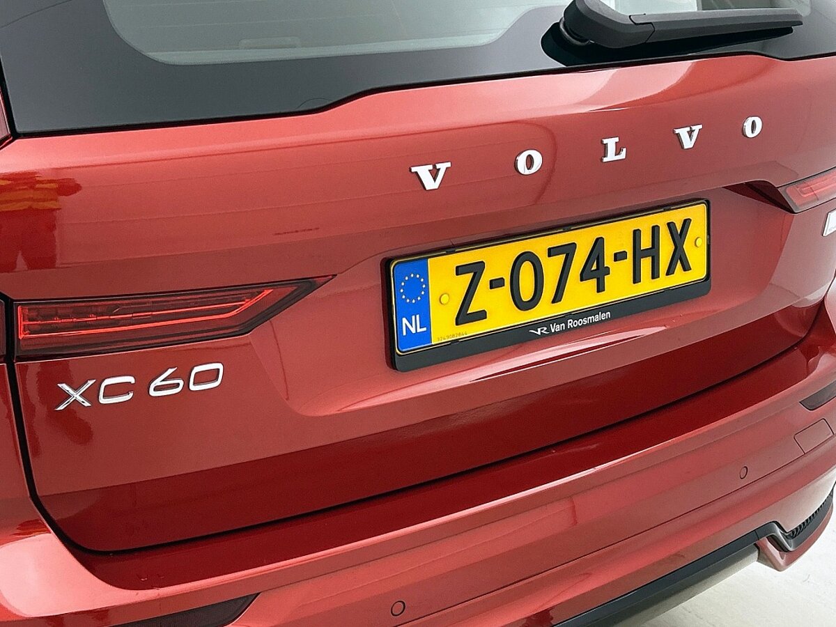 47588242 volvo xc60 2 0 t6 plug in hybrid awd ultimate dark 360 camera adative 0fb9d7